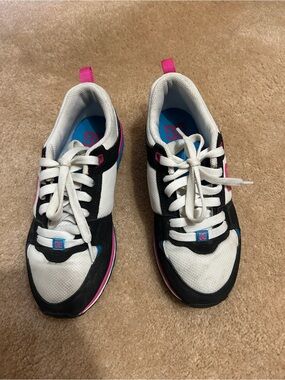 DC Women's White, Black & Pink Lace-Up Sneakers